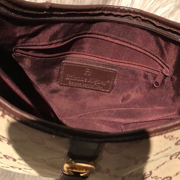 Purse - Picture 3 of 4